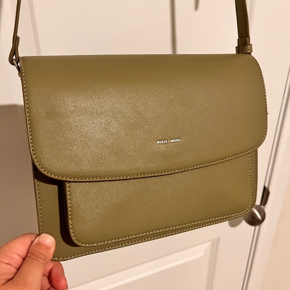 Pixie Mood, Green Vegan Leather